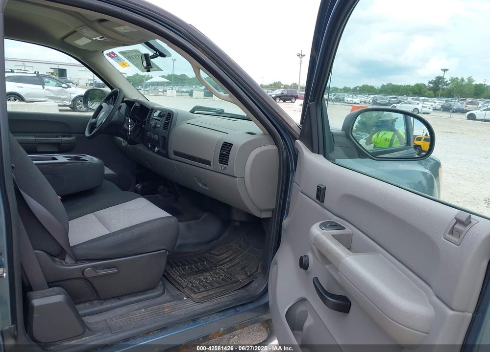2008 GMC SIERRA 1500 WORK TRUCK VIN: 2GTEK19C081214098
