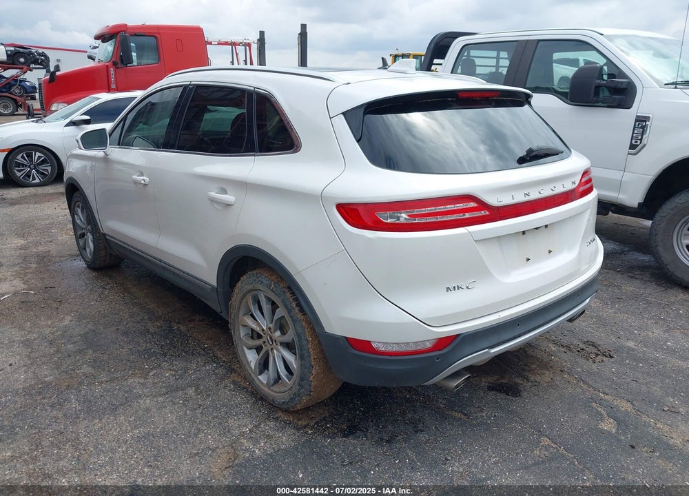 2015 LINCOLN MKC VIN: 5LMCJ2A92FUJ18984