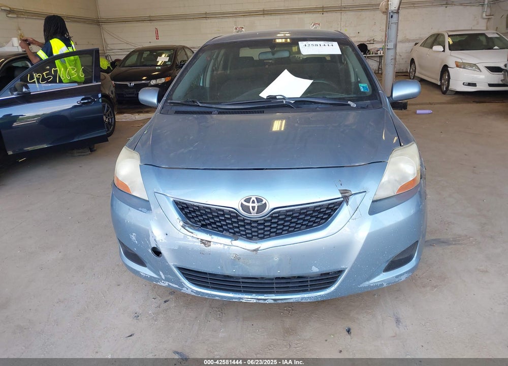 2010 TOYOTA YARIS VIN: JTDBT4K36A4077139