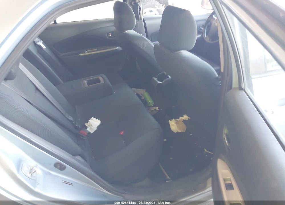 2010 TOYOTA YARIS VIN: JTDBT4K36A4077139