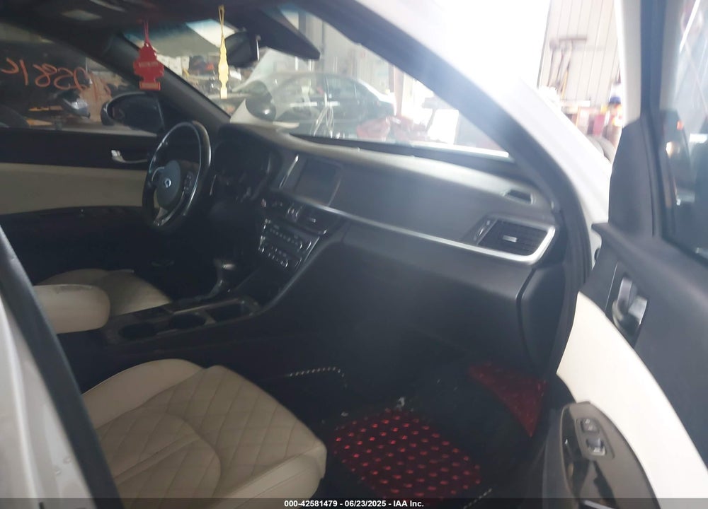 2016 KIA OPTIMA VIN: 5XXGV4L20GG107109