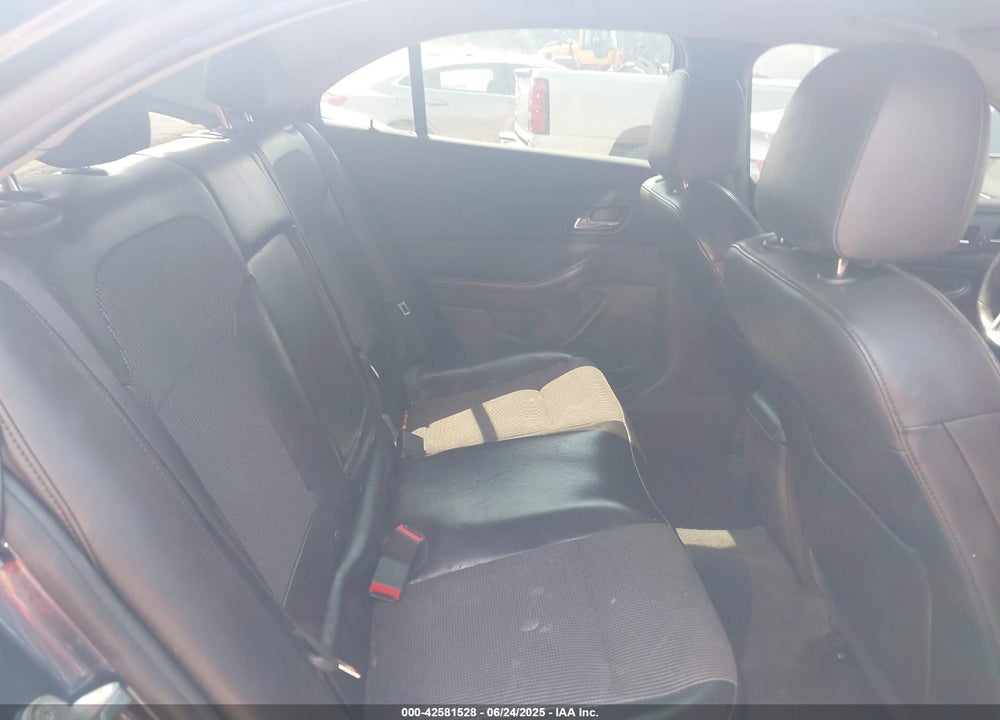 2014 CHEVROLET MALIBU VIN: 1G11E5SL7EF137914