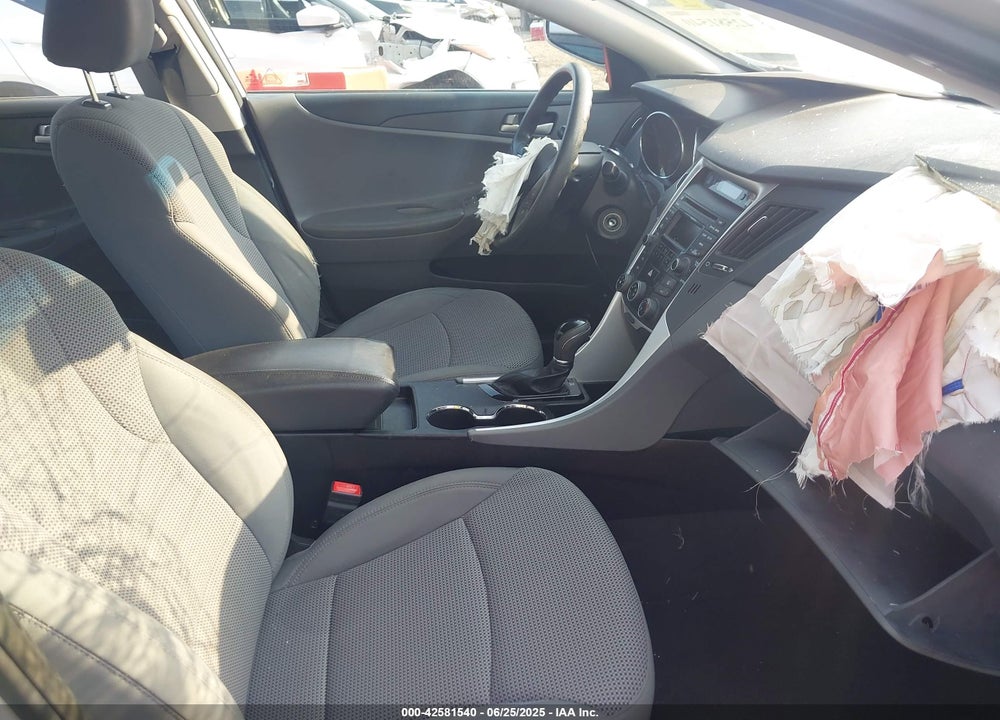 2014 HYUNDAI SONATA VIN: 5NPEB4AC7EH876123