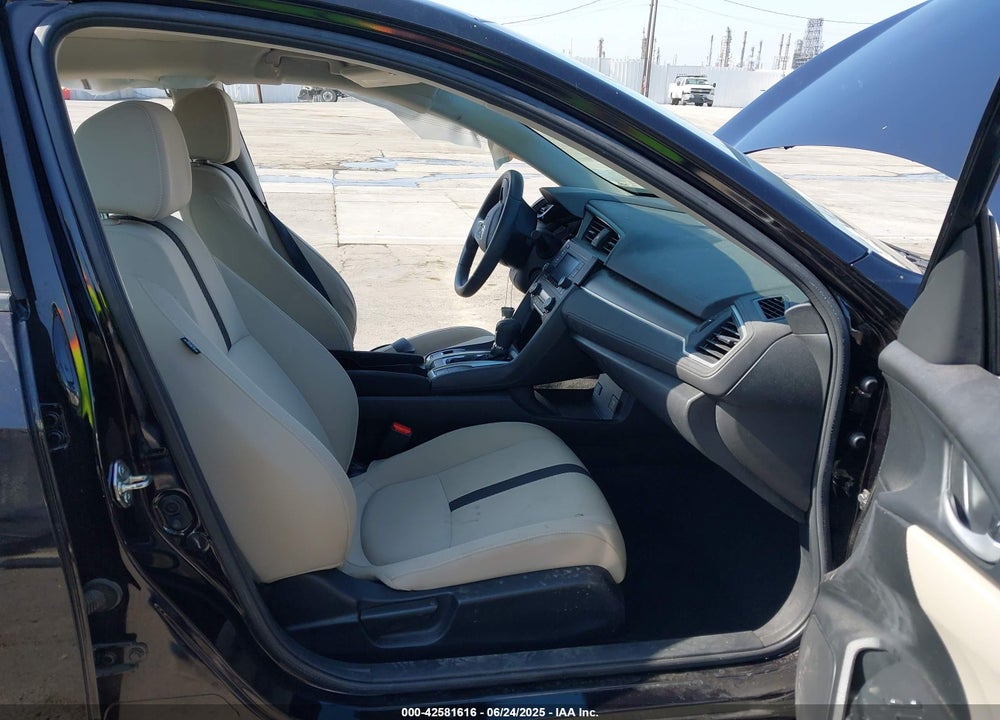 2018 HONDA CIVIC LX VIN: 2HGFC2F56JH552505