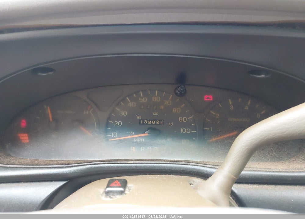 1998 FORD TAURUS LX/SE VIN: 1FAFP52U1WG242062