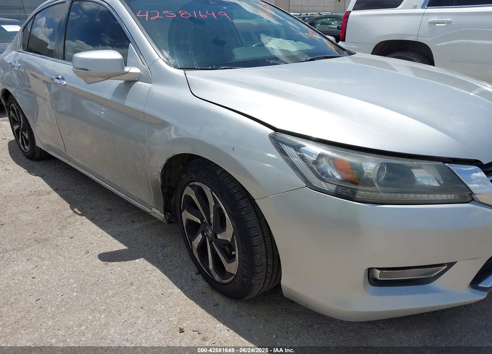 2015 HONDA ACCORD VIN: 1HGCR2F86FA071607