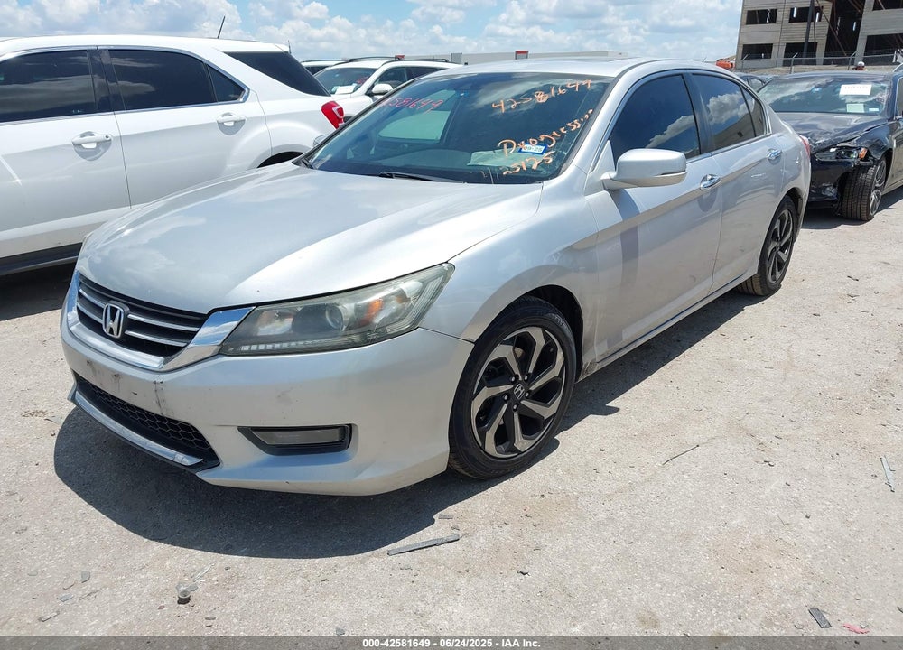 2015 HONDA ACCORD VIN: 1HGCR2F86FA071607