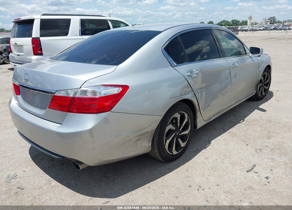 2015 HONDA ACCORD VIN: 1HGCR2F86FA071607