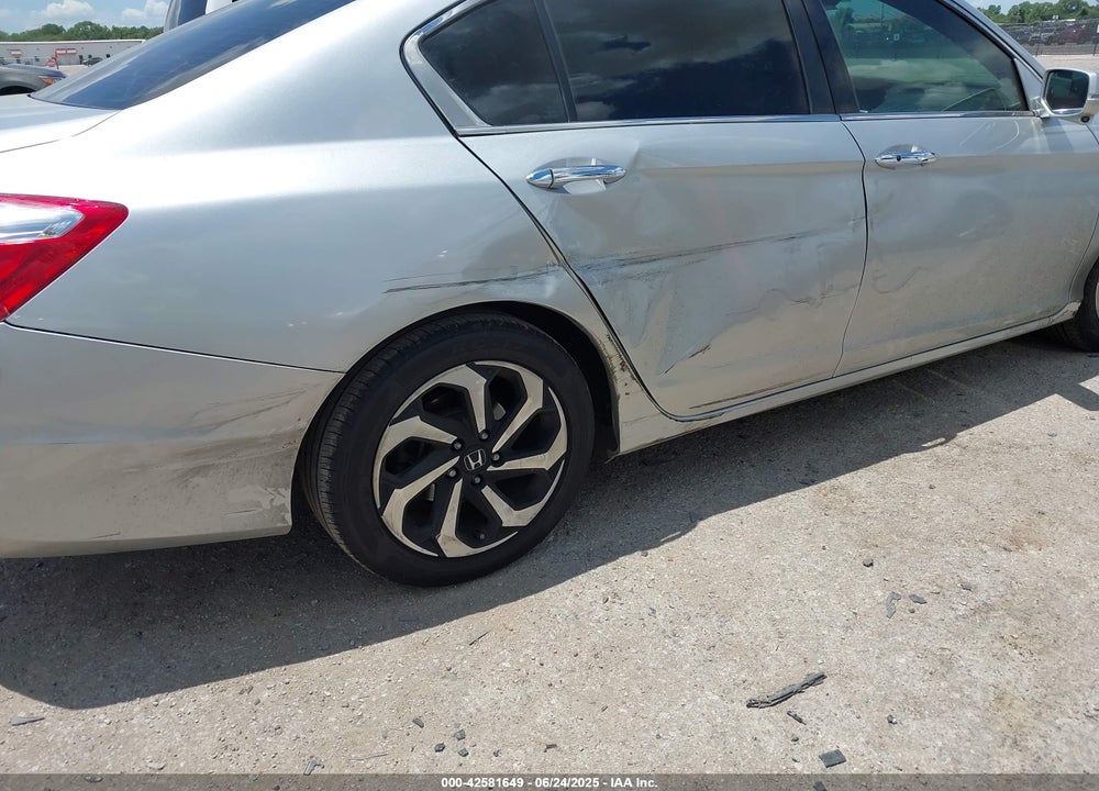 2015 HONDA ACCORD VIN: 1HGCR2F86FA071607