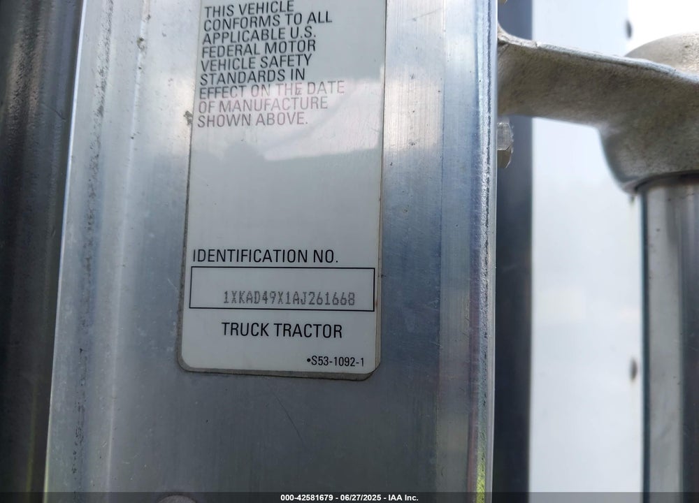 2010 KENWORTH T660 T660 VIN: 1XKAD49X1AJ261668