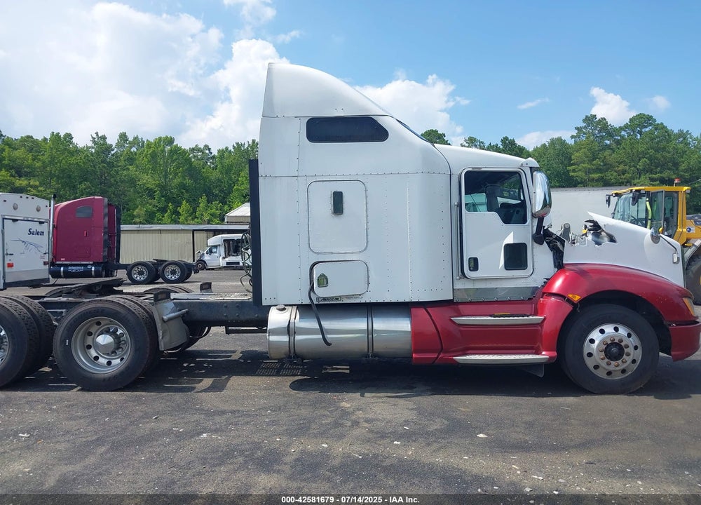 2010 KENWORTH T660 T660 VIN: 1XKAD49X1AJ261668