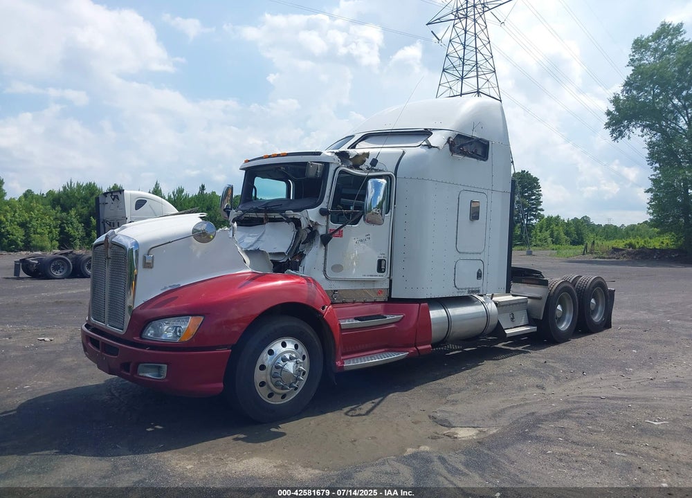 2010 KENWORTH T660 T660 VIN: 1XKAD49X1AJ261668