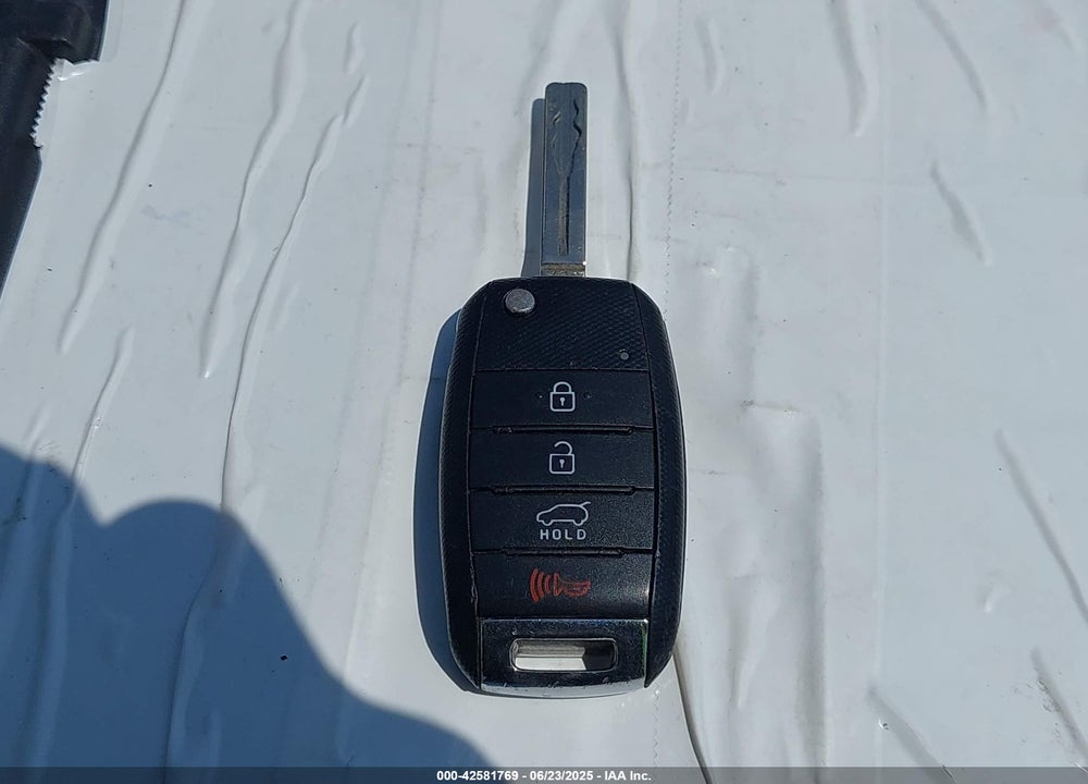 2016 KIA SOUL VIN: KNDJN2A29G7831936