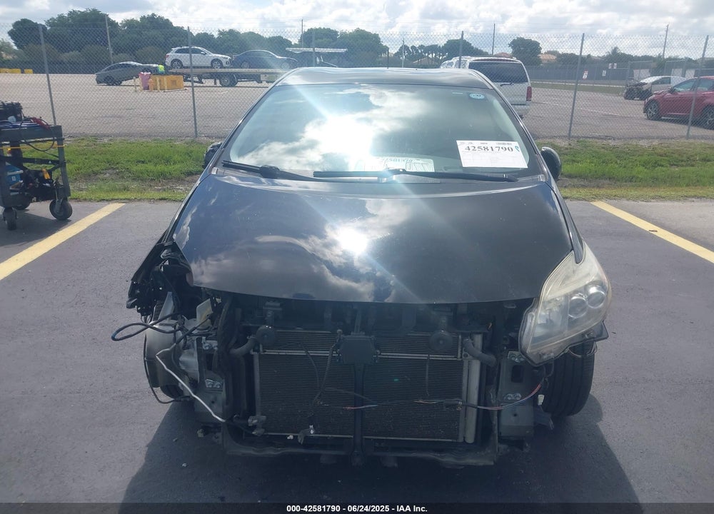 2013 TOYOTA PRIUS VIN: JTDKN3DU8D5624288