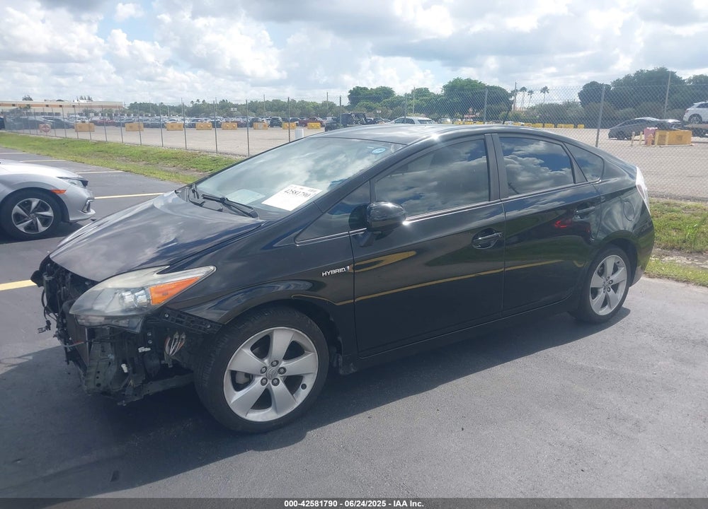 2013 TOYOTA PRIUS VIN: JTDKN3DU8D5624288