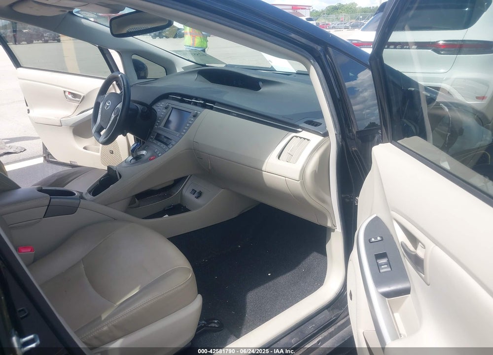 2013 TOYOTA PRIUS VIN: JTDKN3DU8D5624288