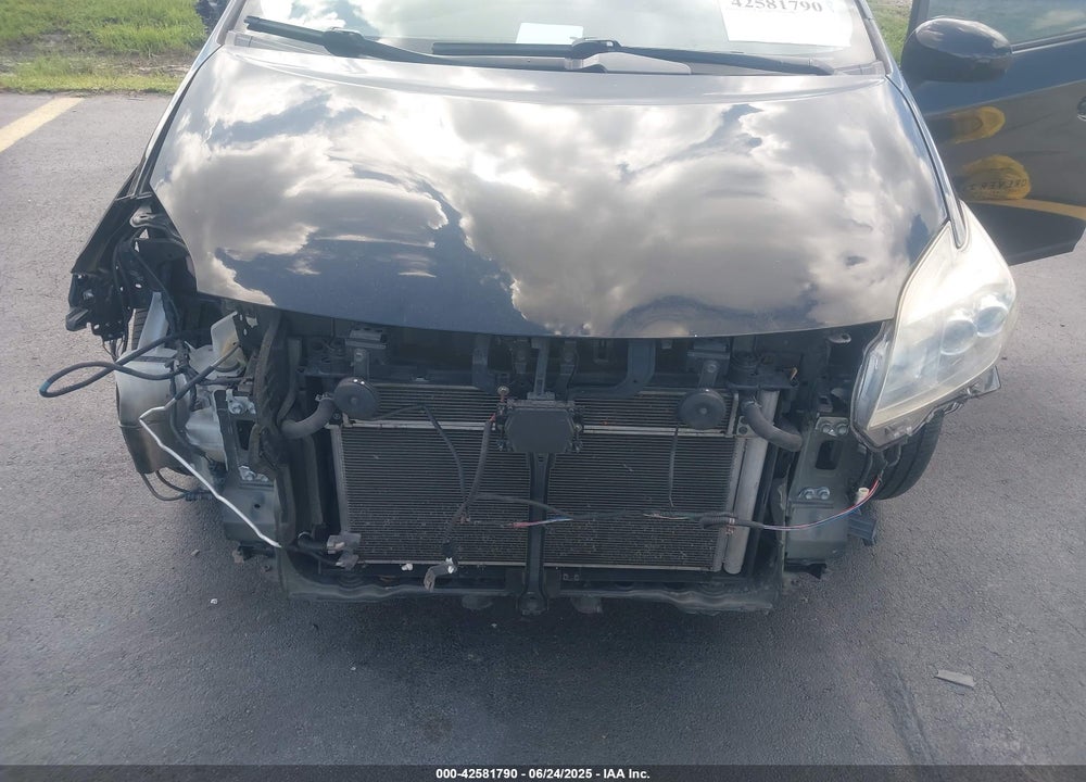 2013 TOYOTA PRIUS VIN: JTDKN3DU8D5624288