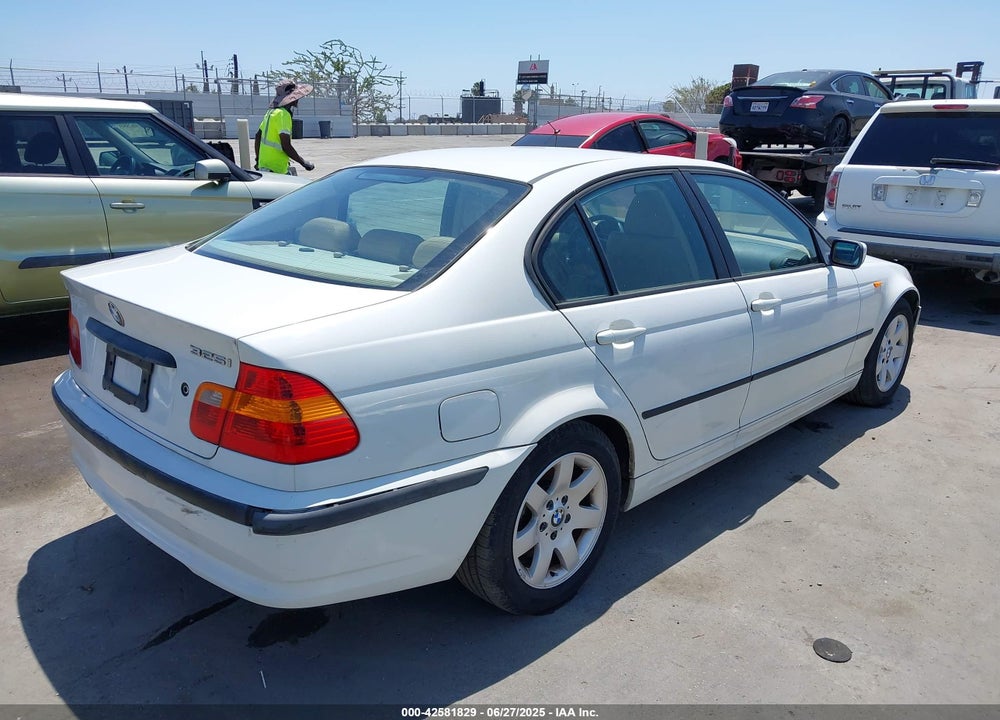 2005 BMW 325I VIN: WBAET37475NH06710