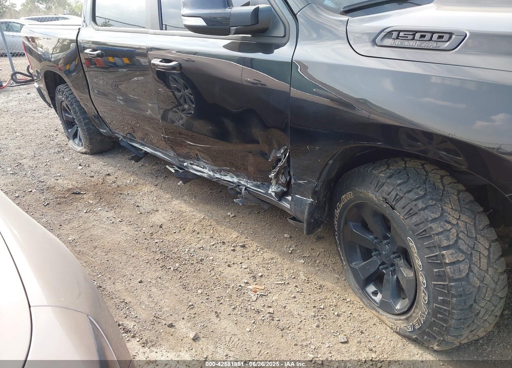 2021 RAM 1500 VIN: 1C6SRFFT4MN818902