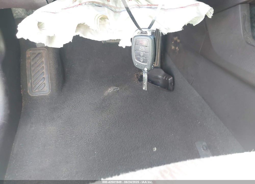 2018 HYUNDAI SANTA FE SPORT VIN: 5XYZT3LBXJG526645