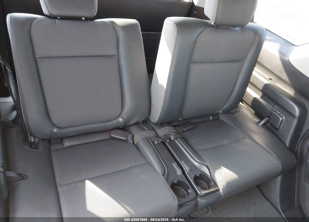 2005 HONDA ELEMENT EX VIN: 5J6YH18675L009093