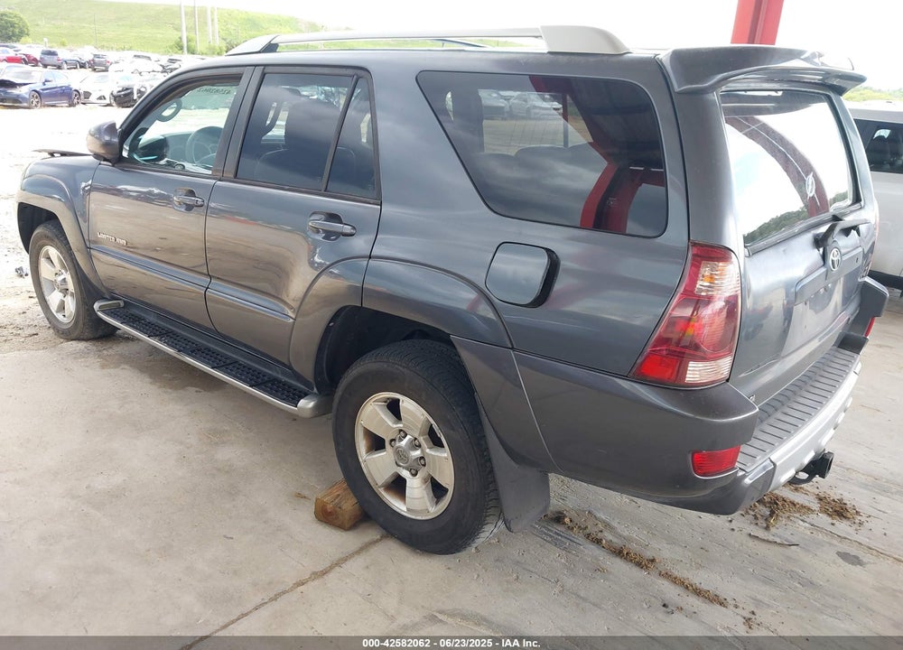 2004 TOYOTA 4RUNNER LIMITED V8 VIN: JTEBT17R840044811