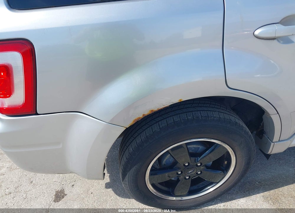 2010 FORD ESCAPE XLT VIN: 1FMCU0DG8AKB62288