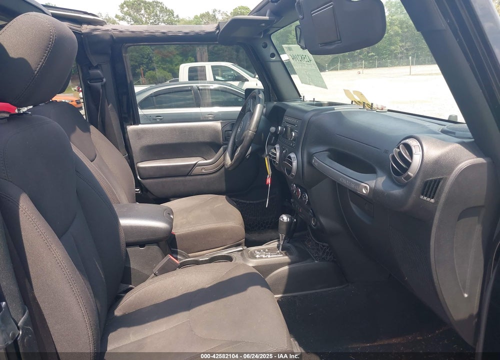 2017 JEEP WRANGLER / VIN: 1C4AJWAG0HL618140