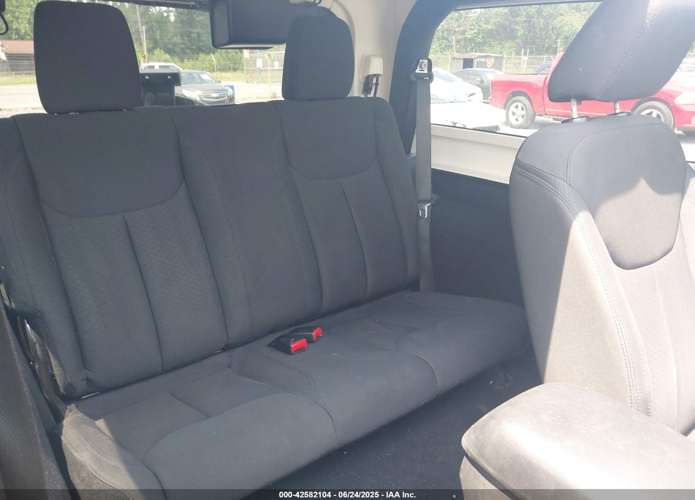 2017 JEEP WRANGLER / VIN: 1C4AJWAG0HL618140