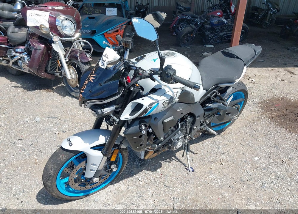 2025 YAMAHA MTN1000 VIN: JYARN79E3SA002026