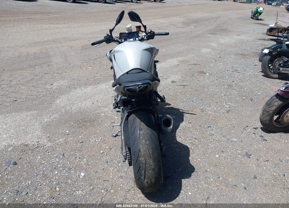 2025 YAMAHA MTN1000 VIN: JYARN79E3SA002026