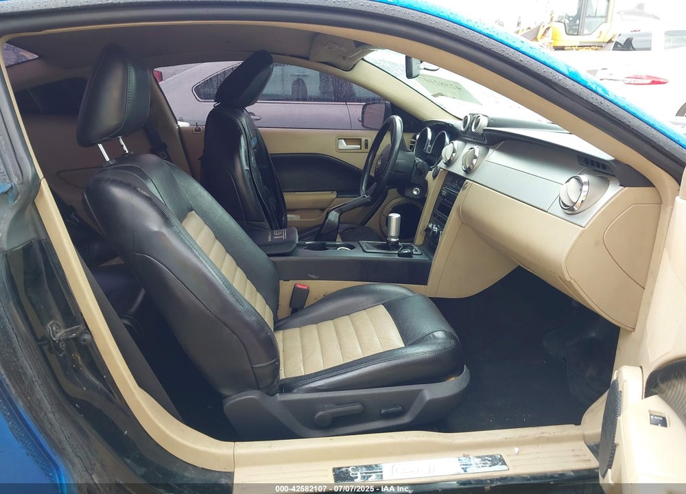 2007 FORD MUSTANG VIN: 1ZVHT82HX75237407