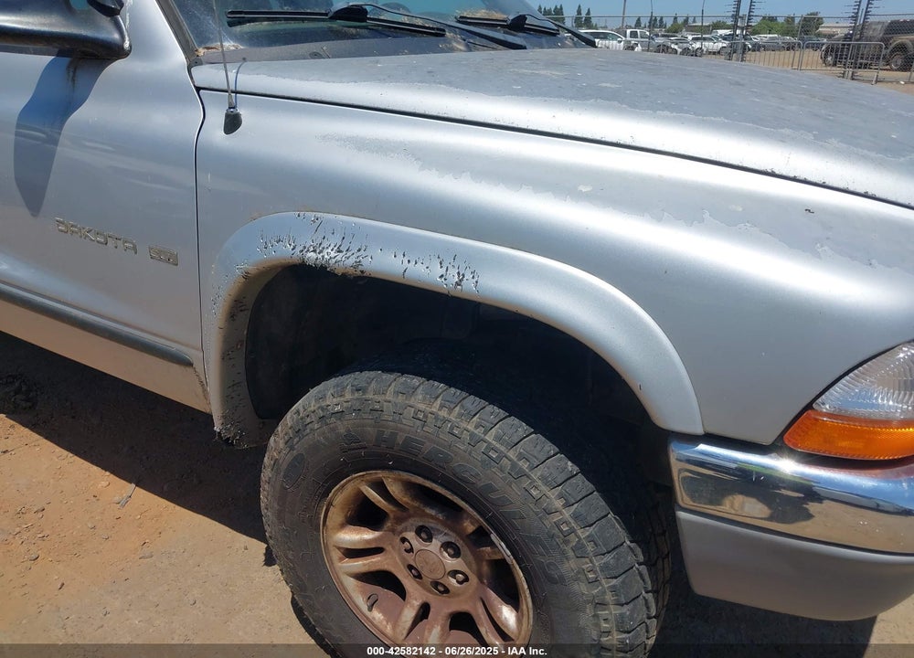 2002 DODGE DAKOTA SLT VIN: 1B7GG42N32S634050