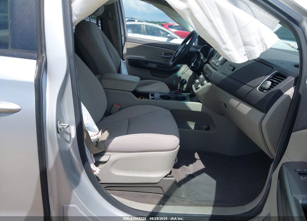 2016 KIA SEDONA LX VIN: KNDMB5C14G6095246