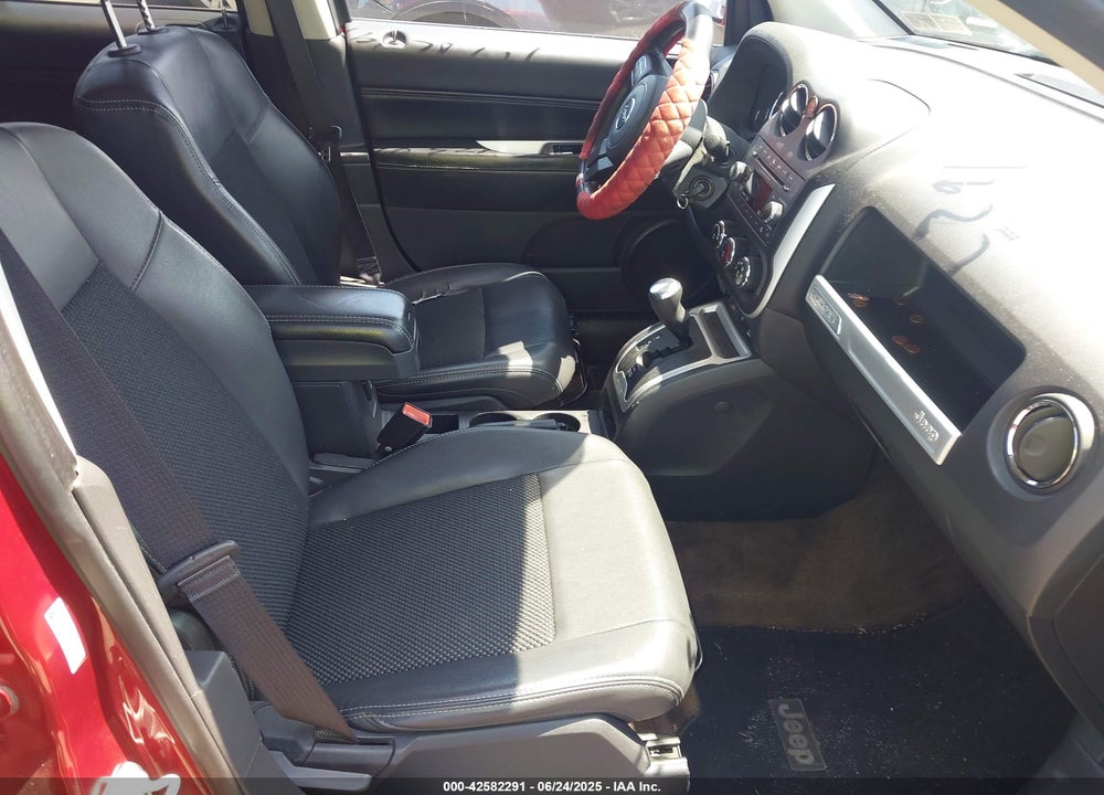 2014 JEEP COMPASS VIN: 1C4NJDEB9ED811218