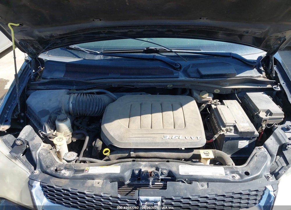 2012 DODGE GRAND CARAVAN CREW VIN: 2C4RDGDG5CR131477