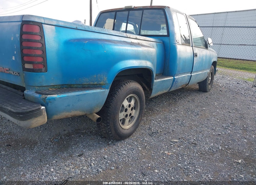 1992 GMC SIERRA C1500 VIN: 2GTEC19K4N1538882