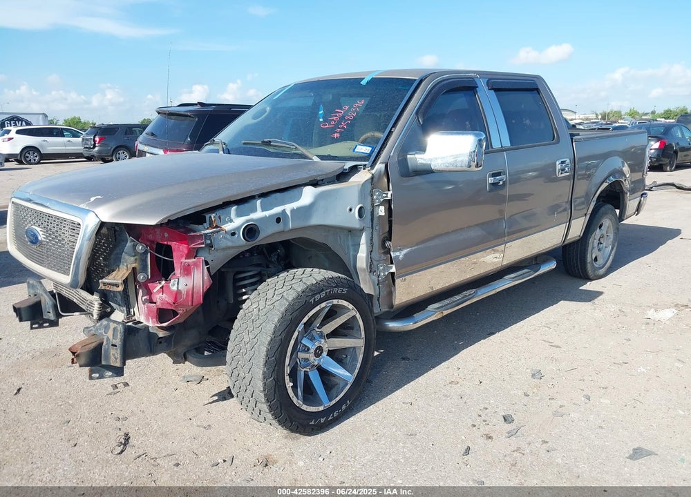 2005 FORD F-150 XLT VIN: 1FTRW12W45KC33940