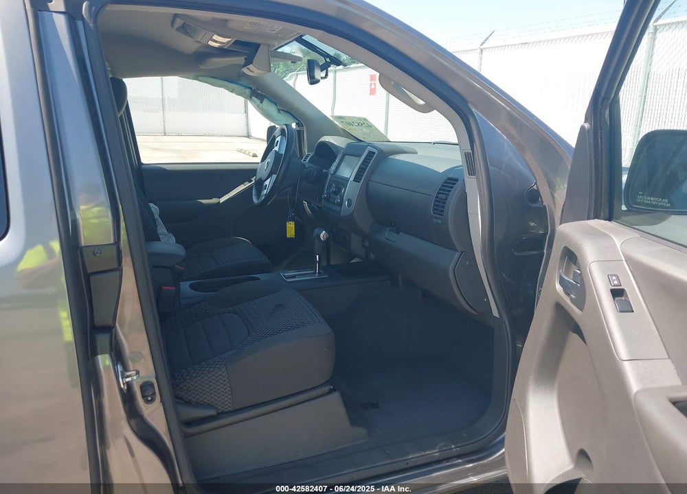 2019 NISSAN FRONTIER SV VIN: 1N6AD0CW2KN740807