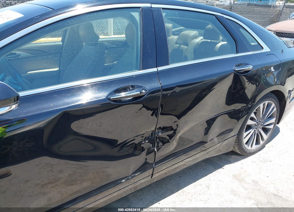 2017 LINCOLN MKZ RESERVE VIN: 3LN6L5E99HR650040