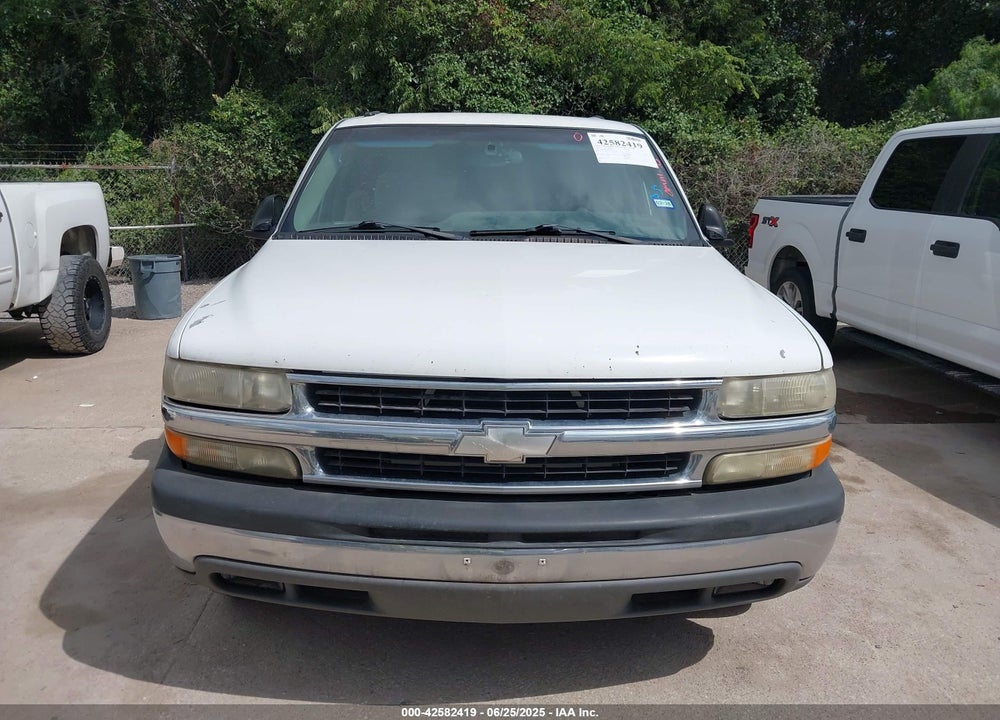 2003 CHEVROLET TAHOE LS VIN: 1GNEC13V73R260171