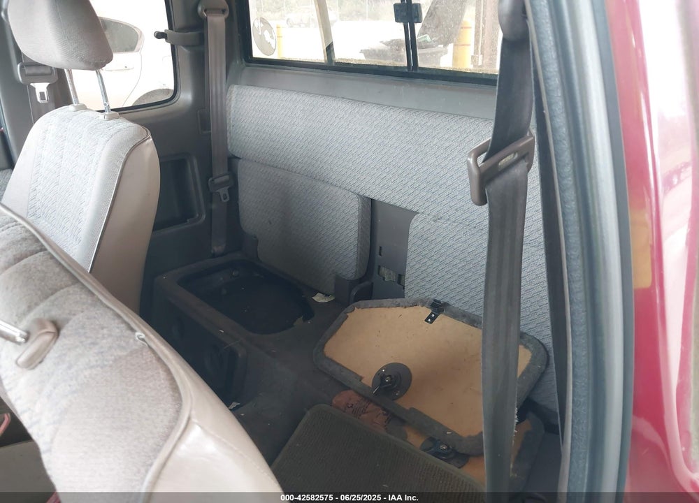 1995 TOYOTA TACOMA XTRACAB VIN: 4TAUN53B5SZ072643