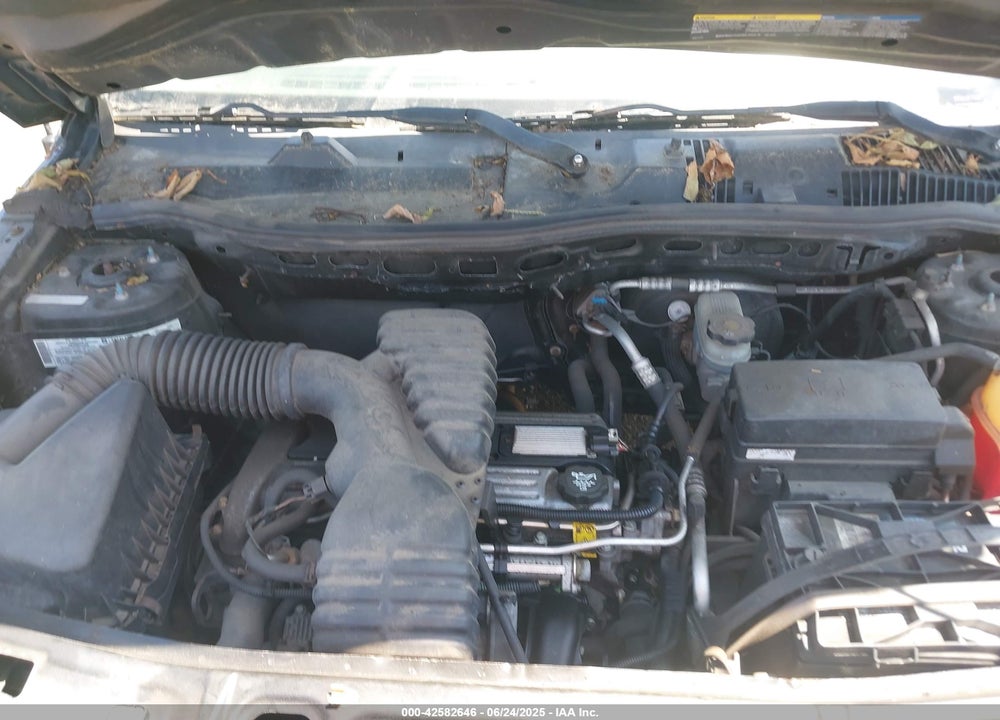 2005 SATURN VUE VIN: 5GZCZ33D75S868798