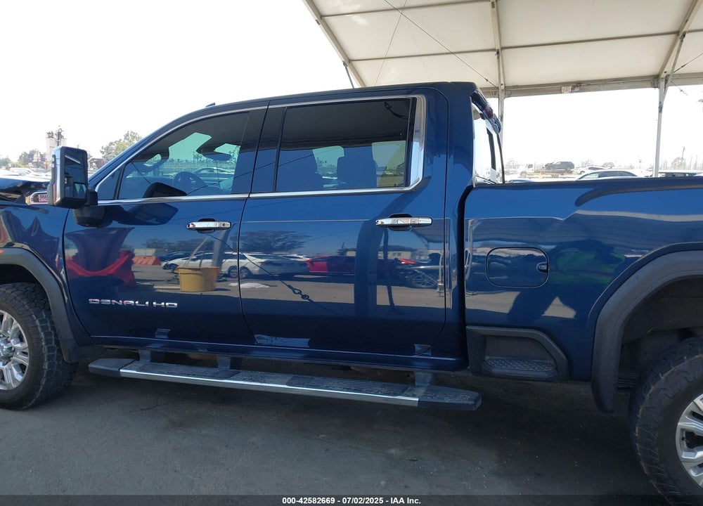 2021 GMC SIERRA 2500HD 4WD  STANDARD BED DENALI VIN: 1GT49REY4MF133499
