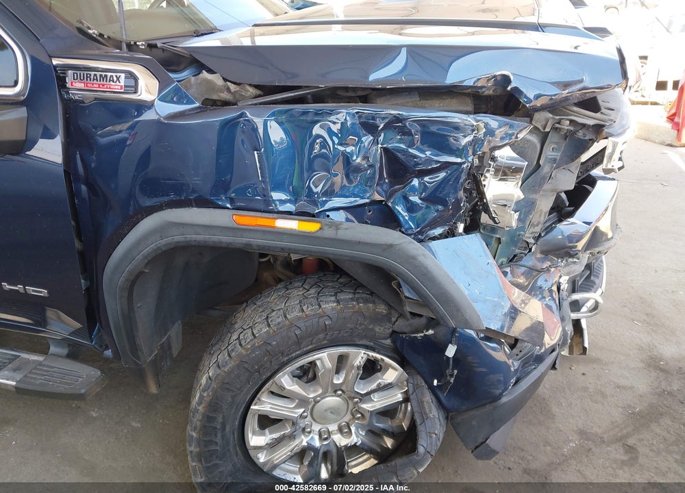2021 GMC SIERRA 2500HD 4WD  STANDARD BED DENALI VIN: 1GT49REY4MF133499