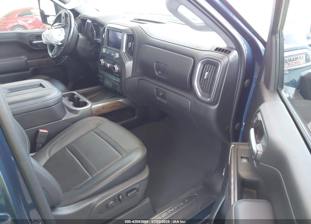 2021 GMC SIERRA 2500HD 4WD  STANDARD BED DENALI VIN: 1GT49REY4MF133499