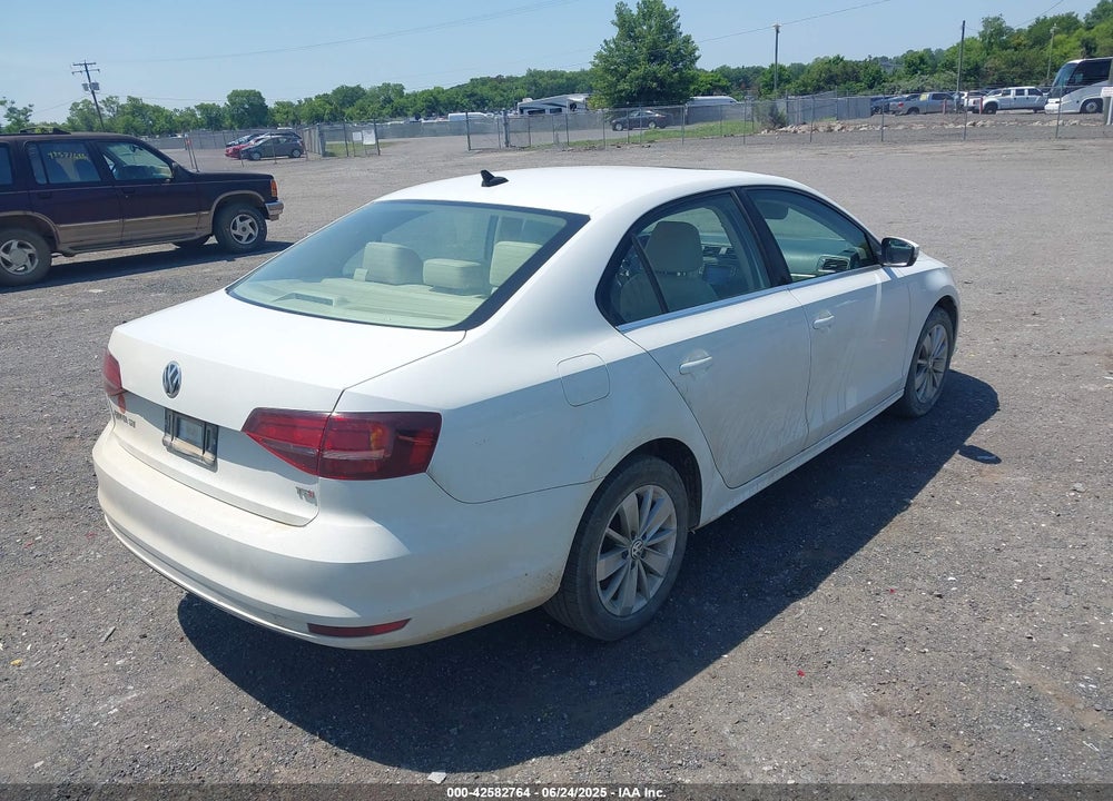2016 VOLKSWAGEN JETTA VIN: 3VWD67AJ0GM397911