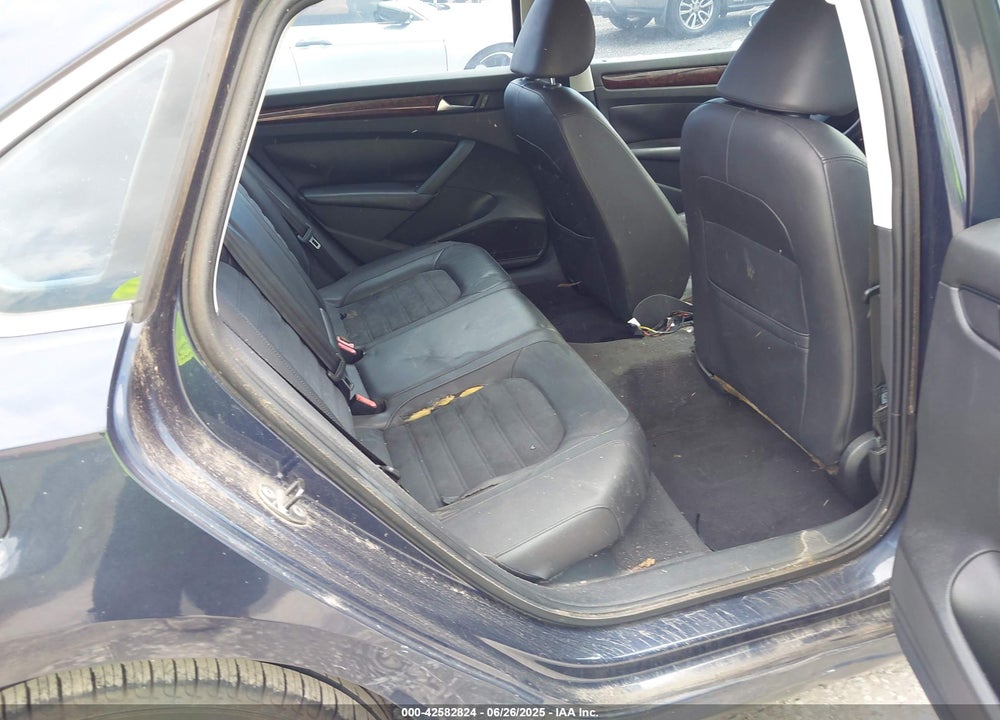 2012 VOLKSWAGEN PASSAT 2.0L TDI SEL PREMIUM VIN: 1VWCN7A33CC016810