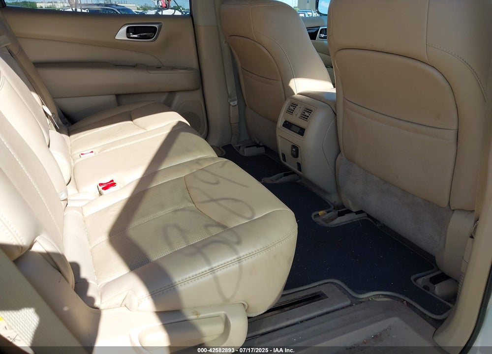 2014 NISSAN PATHFINDER VIN: 5N1AR2MM1EC710772