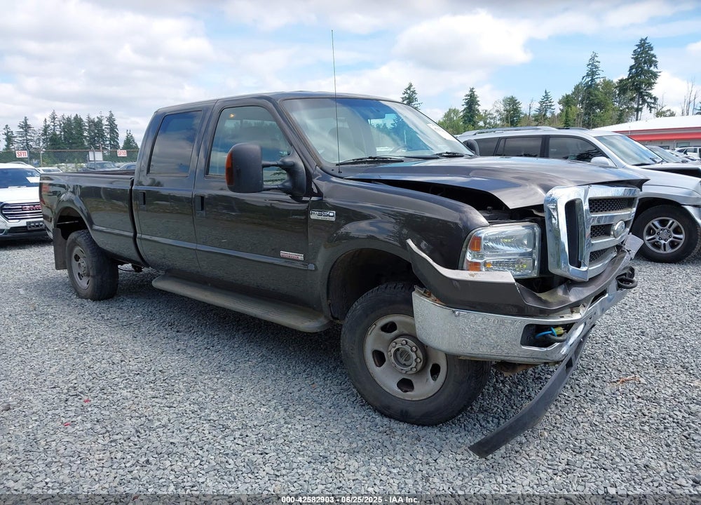 2005 FORD F-350 LARIAT/XL/XLT VIN: 1FTWW31P55ED03503